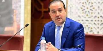 “الأحرار” يكشف لوائحه الانتخابية ويزج بأربعة وزراء في سباق تشريعيات 2026