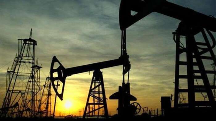 الكويت تسرّع استعادة إنتاجها النفطي إلى مليوني برميل يومياً بعد فتح مضيق هرمز 