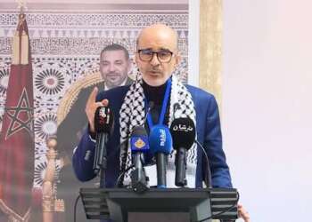 الأزمي يهاجم الحكومة: المغاربة لا يريدون إلغاء الساعة الإضافية بل “الأسعار الإضافية”