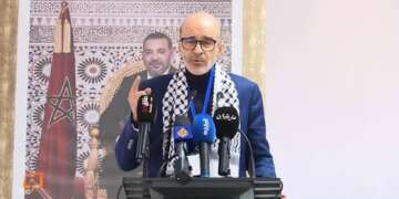 الأزمي يهاجم الحكومة: المغاربة لا يريدون إلغاء الساعة الإضافية بل “الأسعار الإضافية”