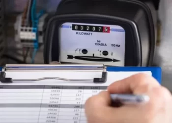 ارتفاع فواتير الماء والكهرباء بتطوان يثير غضب الساكنة.. ومطالب بفتح تحقيق عاجل