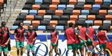 المنتخب المغربي يضع اللمسات الأخيرة قبل موقعة كندا.. ولقجع يساند الأسود من قلب التداريب