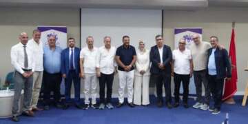 الأصالة والمعاصرة يعلن خريطة مرشحيه بالشمال ويستقطب زينب السيمو