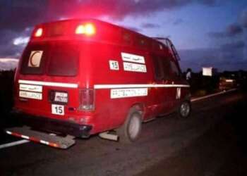ثلاثة قتلى وطفلة في حالة حرجة إثر انقلاب سيارة بين تيفلت وسيدي علال البحراوي