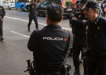 تسريبات خطيرة لبيانات شخصية لضباط من الأمن والجيش الإسباني