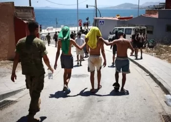 بعد صدمة الواقع.. 531 مرشحاً للهجرة يختارون مغادرة سبتة والعودة إلى مدنهم