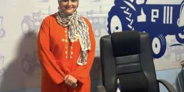 زينب السيمو تنفي تعرضها لضغوط وتؤكد أن التحاقها بـ”البام” قرار شخصي