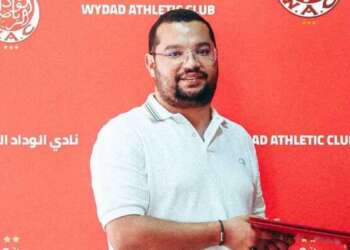 العسري يستعين بجبران لاحتواء أزمة مستودع ملابس الوداد