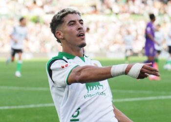 ياسر زابيري يتوج لأول مرة بجائزة أفضل لاعب تحت 23 سنة في