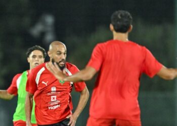 حكيمي وصيباري وأخوماش يلتحقون بمعسكر المنتخب المغربي بسلا