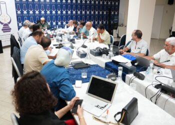 4 مقعداً تدفع العدالة والتنمية إلى تقييم نتائج الانتخابات عبر مجلس استثنائي