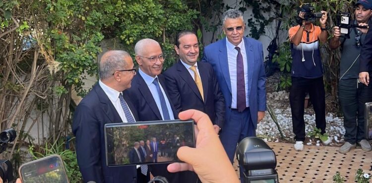 «الأحرار» يطرق باب «البام».. انطلاق مشاورات تشكيل الحكومة الجديدة