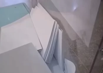 فتح بحث قضائي بطنجة بشأن صندوق زجاجي ظهر في فيديو متداول