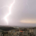 صاعقة رعدية تصيب طفلاً في التاسعة أثناء عودته من المدرسة بجرسيف