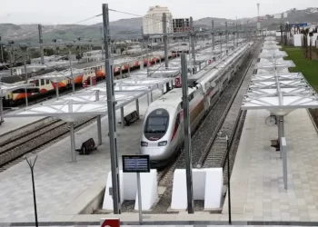 96 مليار درهم لتطوير السكك الحديدية بالمغرب.. والمكتب الوطني يطمح إلى نقل