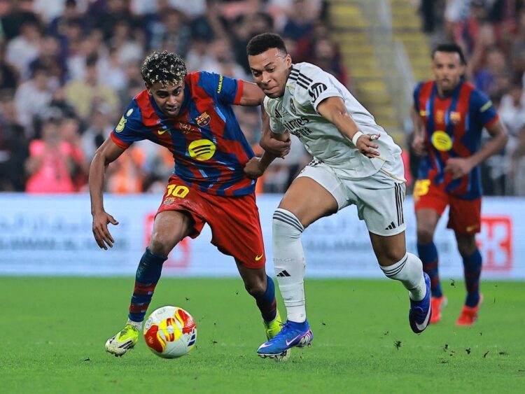 مبابي يقود ريال مدريد لإسقاط برشلونة في عقر داره ويحسم كلاسيكو الليغا