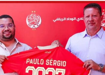 مستقبل باولو سيرجيو مع الوداد على المحك وسط مطالب برحيله وخلاف حول