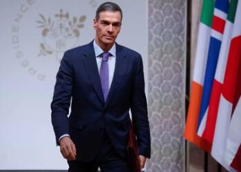 بيدرو سانشيز يحل البرلمان الإسباني ويدعو إلى انتخابات مبكرة في 29 نونبر