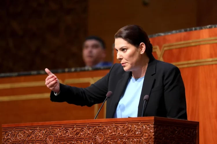الحكومة المغربية تتعهد بتجريم الإثراء غير المشروع وتشديد مكافحة تضارب المصالح