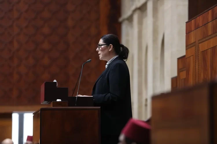 المنصوري تعرض برنامجها الحكومي وتتعهد بمعالجة اختلالات المرحلة السابقة