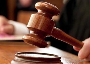 قضت غرفة الجنايات الابتدائية بمحكمة الاستئناف بطنجة، في الساعات الأولى من صباح