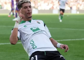 الزابيري يقود سانتاندر لفوز ثمين ويواصل مطاردة كبار هدافي الدوري الإسباني