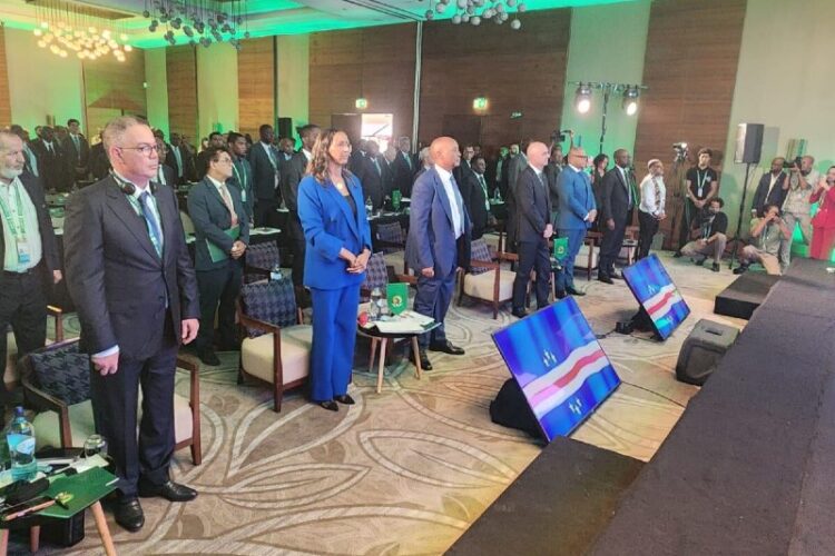 فوزي لقجع يشارك في مؤتمر «استراتيجية الكاف» بالرأس الأخضر إلى جانب إنفانتينو