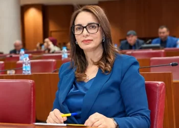 جلالة الملك يقبل طلب رئيسة الحكومة إعفاء ماديحة خيير من مهامها