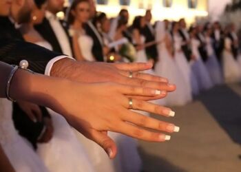 الحكومة تتعهد بدعم المقبلين على الزواج بـ5 آلاف درهم وتعزيز حماية الأسرة